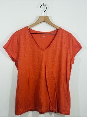 Ann Taylor LOFT Orange Short Sleeve V Neck Pullover Casual Tee Everyday Wear XL